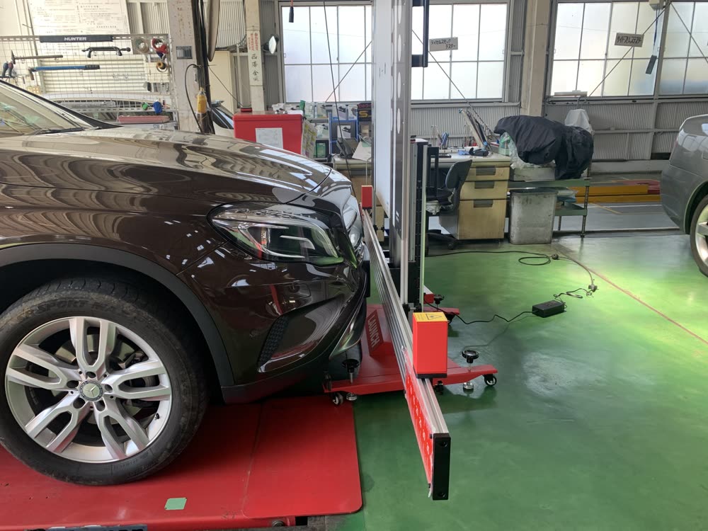 輸入車のエーミング対応（ヤナセ指定サービス工場）